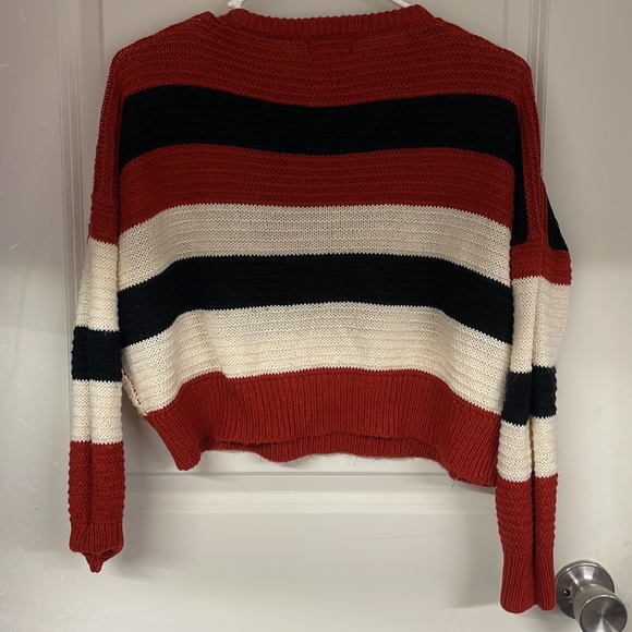 5/$25 Poof apparel size small sweater - Picture 4 of 4